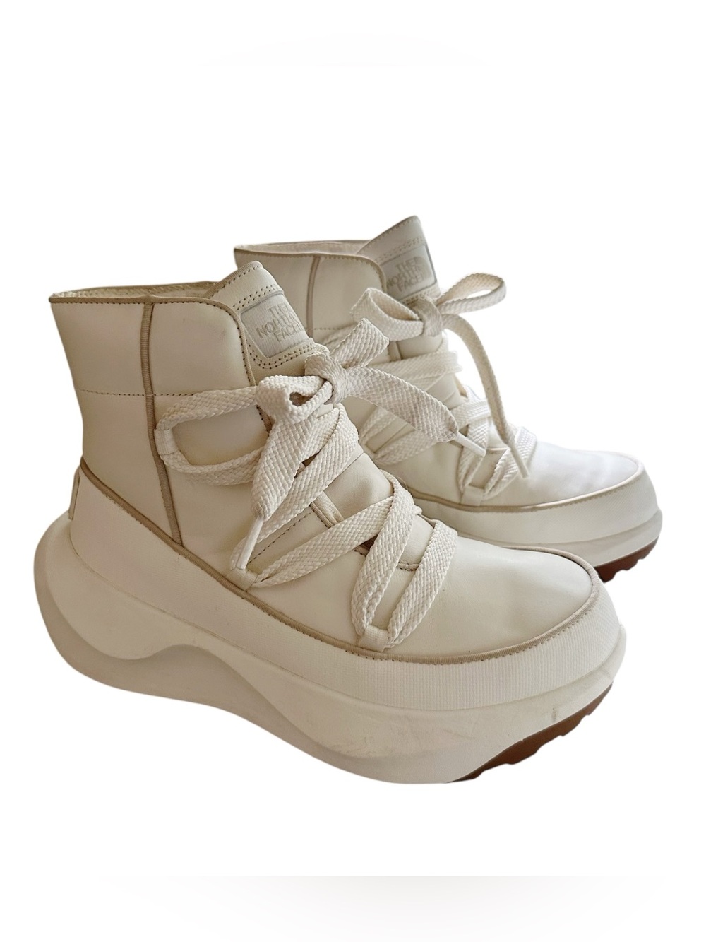 The North Face Halseigh Thermoball Lace Up Waterproof Chunky Winter Boots